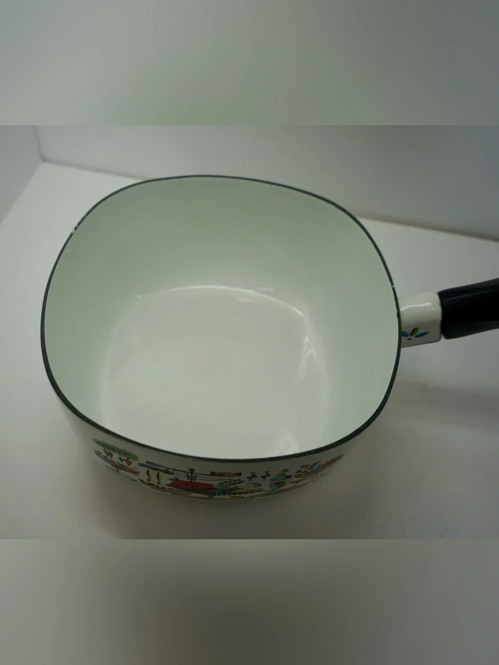 Rare Vintage 1960s MCM Enamel Saucepan with Lid 🍳✨